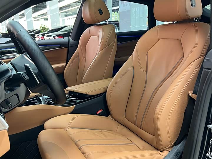 Фото 9 - BMW 6 Series GT