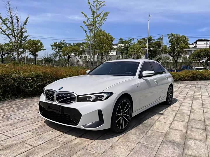 Фото 1 - BMW 3 Series