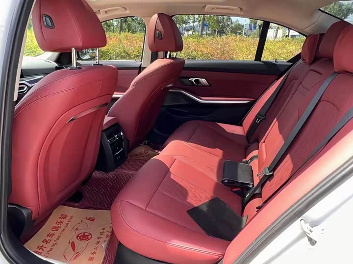 Фото 4 - BMW 3 Series