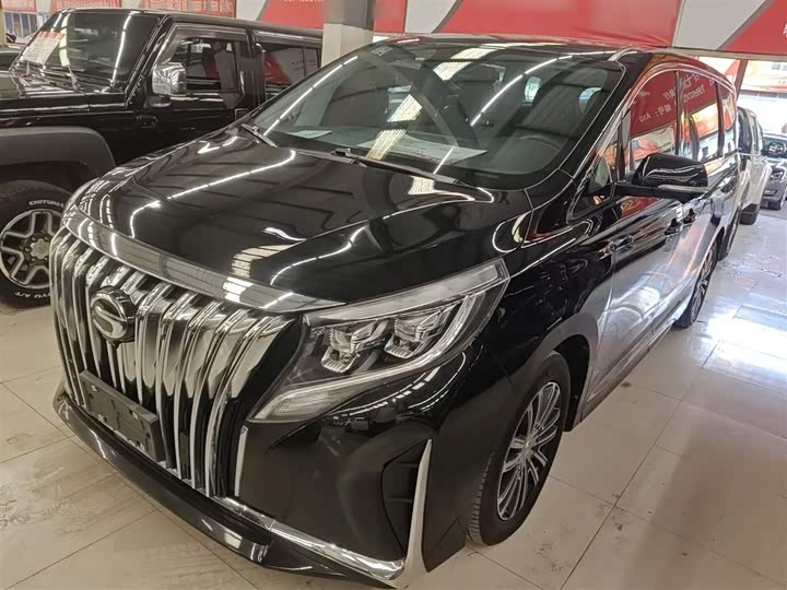 Фото 2 - GAC Trumpchi M8