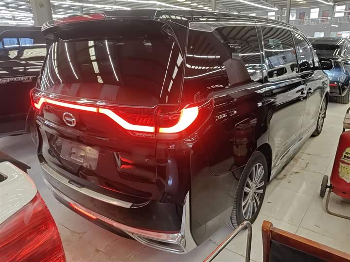 Фото 7 - GAC Trumpchi M8