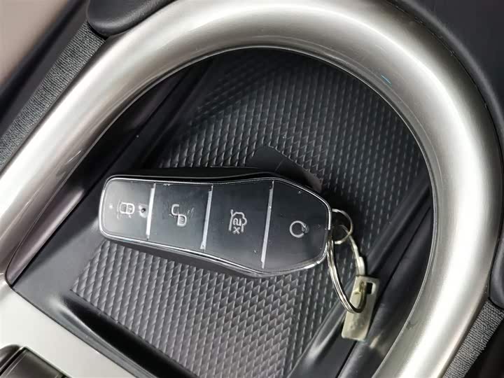 Фото 9 - BYD Dolphin