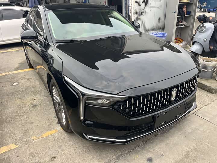 Фото 3 - Bestune B70