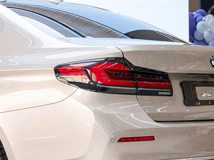 Фото 7 - BMW 5 Series