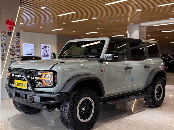 Фото 1 - Ford Bronco