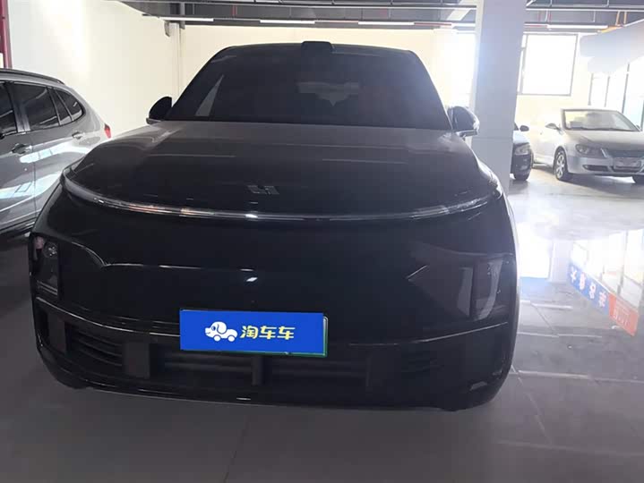 Фото 2 - LiXiang L8