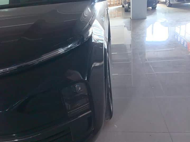 Фото 5 - LiXiang L8