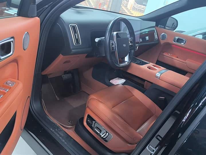 Фото 9 - LiXiang L8