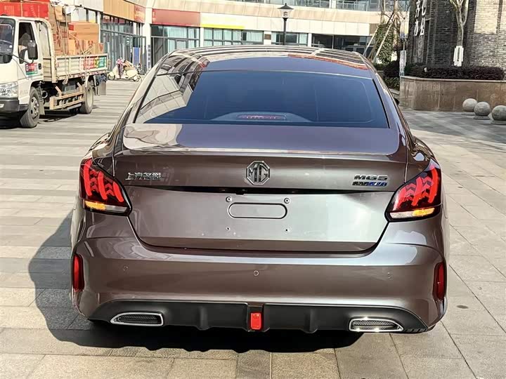 Фото 6 - MG Motor 5