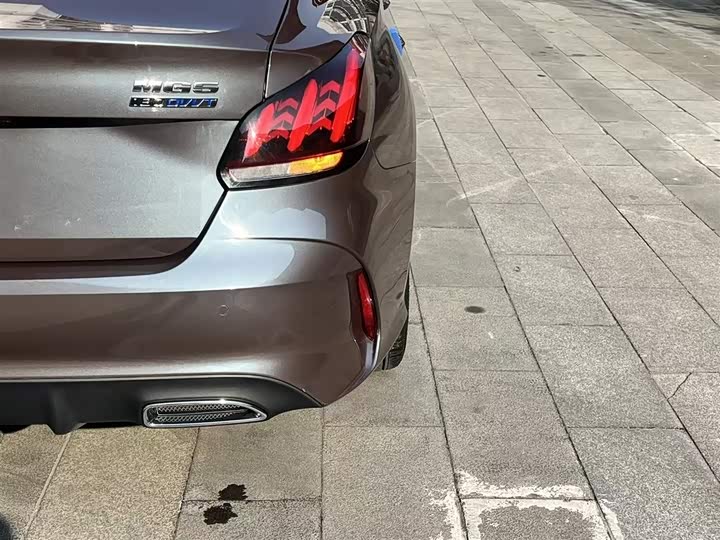 Фото 8 - MG Motor 5