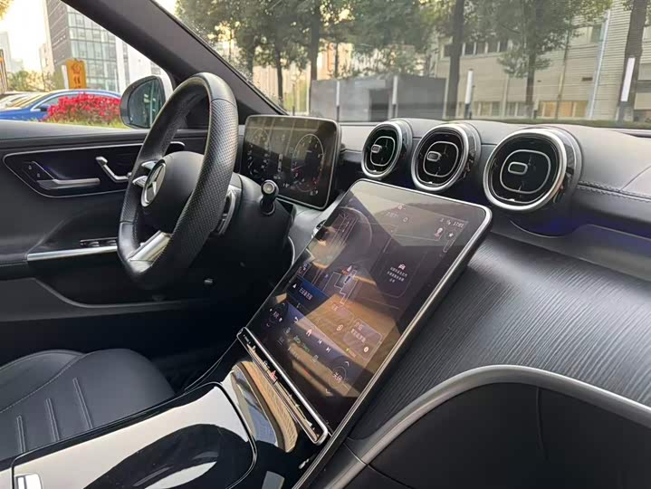 Фото 8 - Mercedes-Benz C-Class