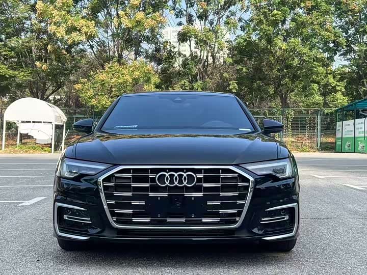 Фото 3 - Audi A6L