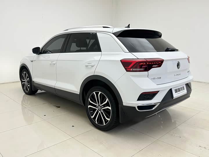 Фото 6 - Volkswagen T-Roc