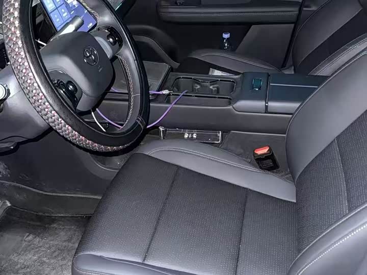 Фото 4 - Toyota bZ3X