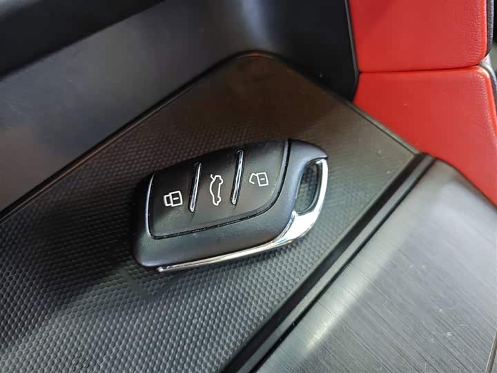 Фото 9 - MG Motor 6