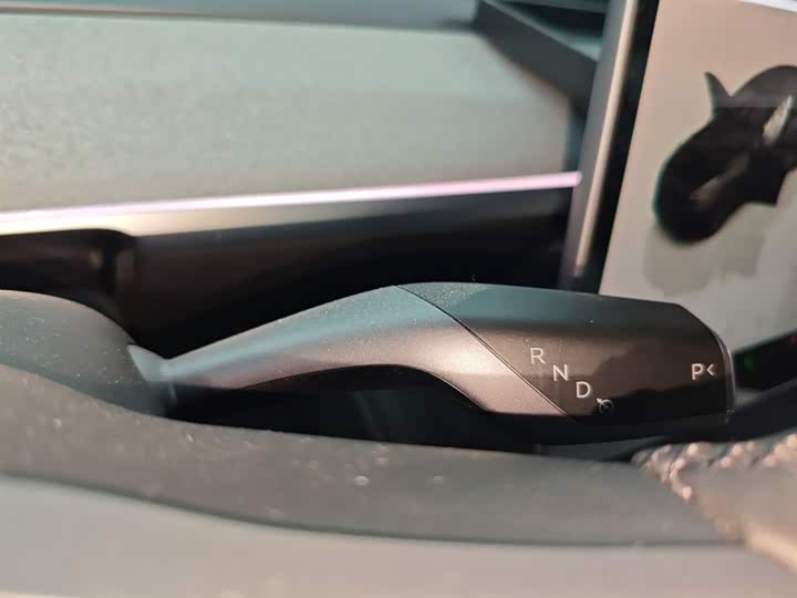 Фото 6 - Tesla Model Y