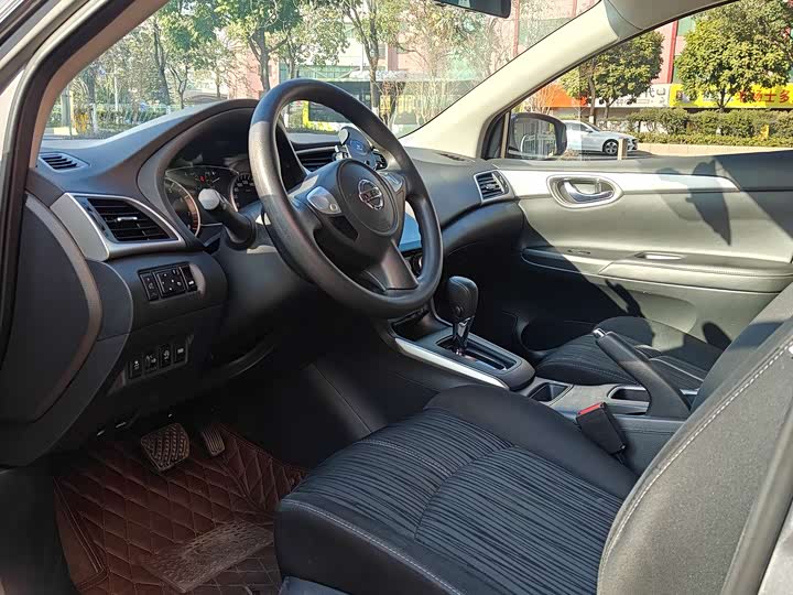 Фото 7 - Nissan Sylphy