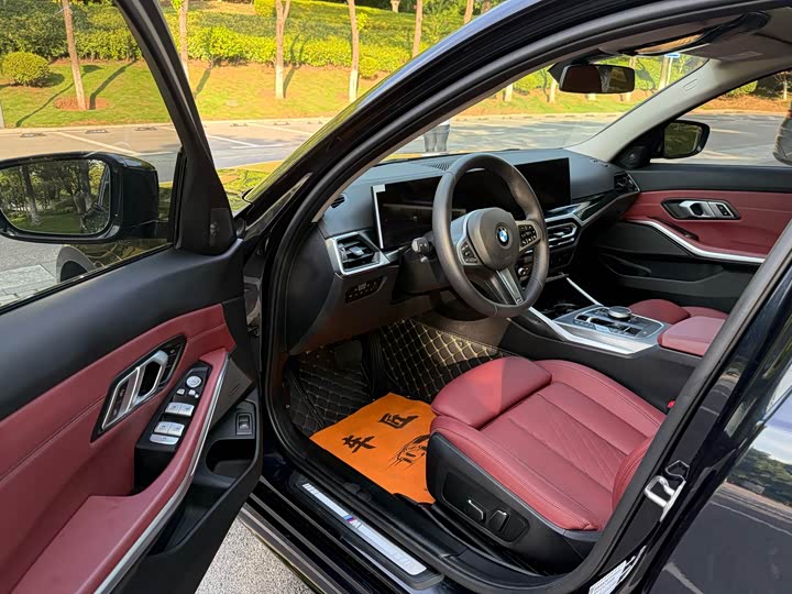 Фото 4 - BMW 3 Series