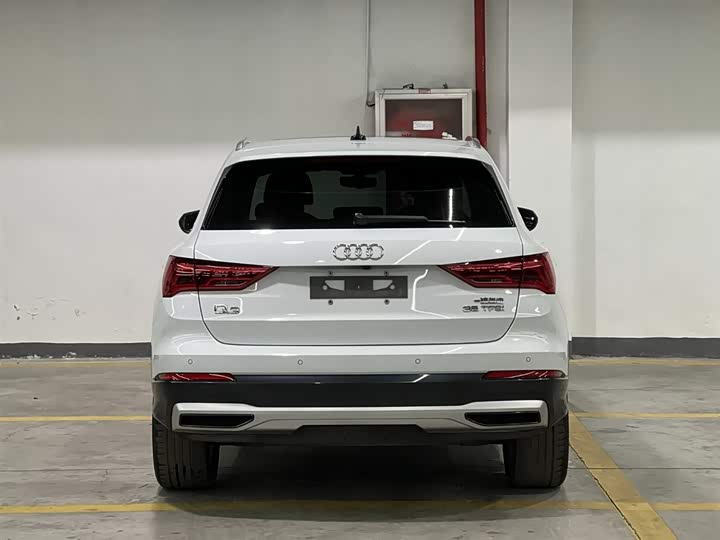 Фото 6 - Audi Q3