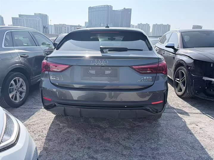 Фото 4 - Audi Q3 Sportback