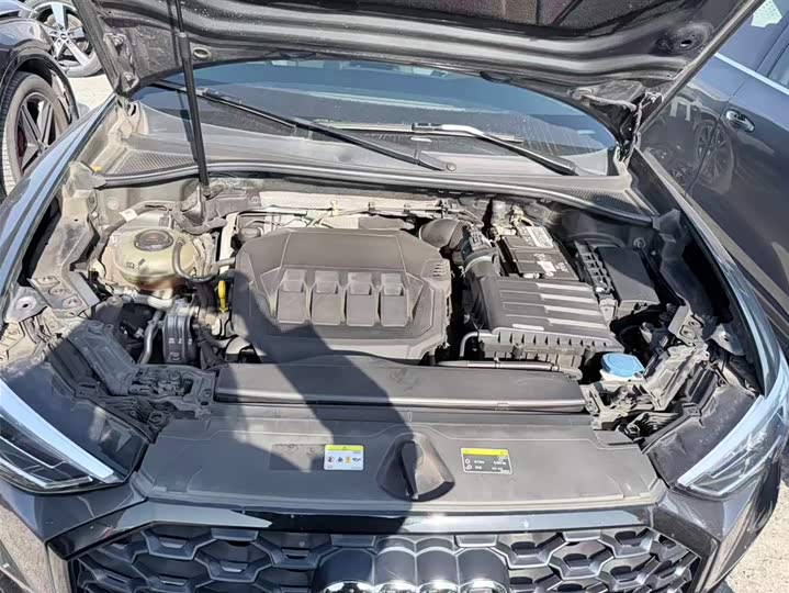 Фото 8 - Audi Q3 Sportback