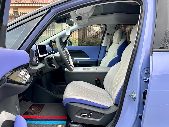 Фото 6 - BAIC Arcfox Kaola