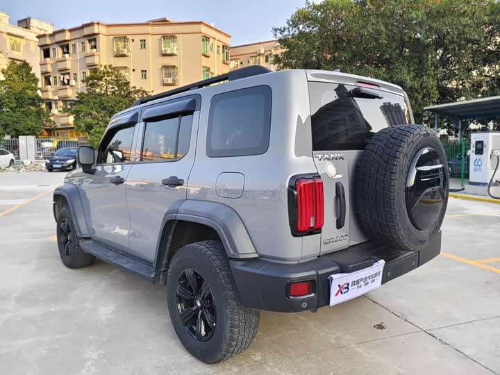 Фото 7 - Tank 300