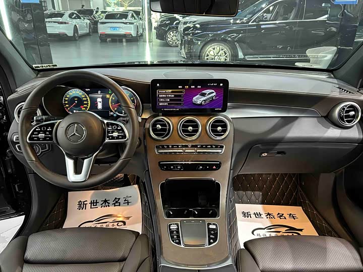 Фото 5 - Mercedes-Benz GLC-Class