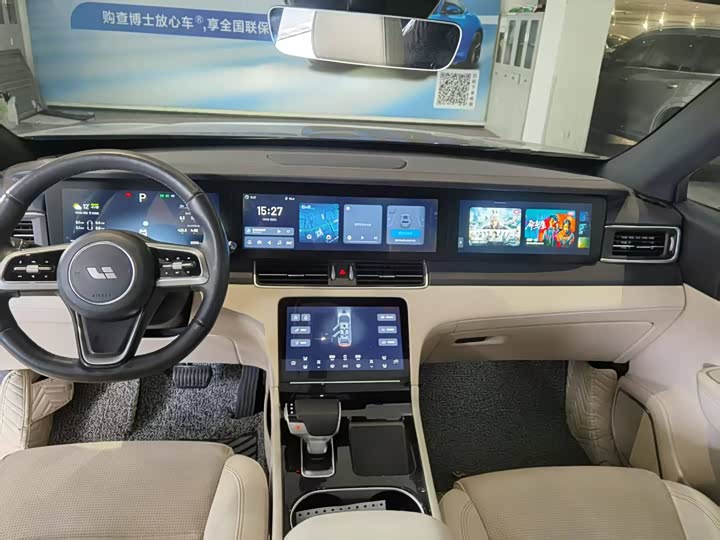 Фото 7 - LiXiang One