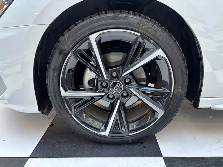 Фото 4 - Audi A3