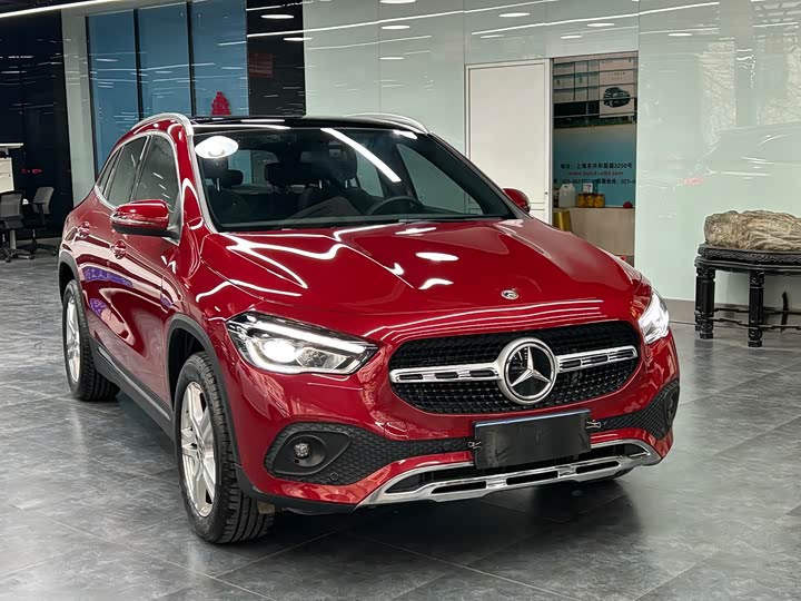 Фото 2 - Mercedes-Benz GLA-Class