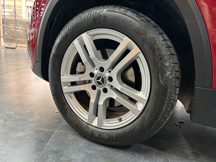 Фото 5 - Mercedes-Benz GLA-Class