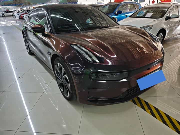 Фото 3 - Zeekr 001