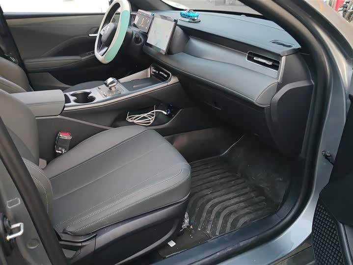 Фото 8 - BYD Qin Plus