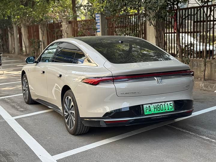 Фото 3 - Buick Electra L7