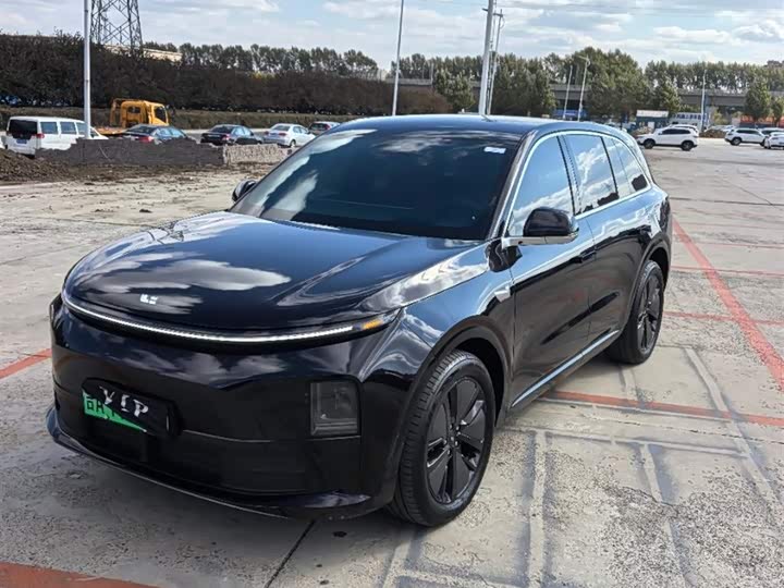 Фото 1 - LiXiang L6