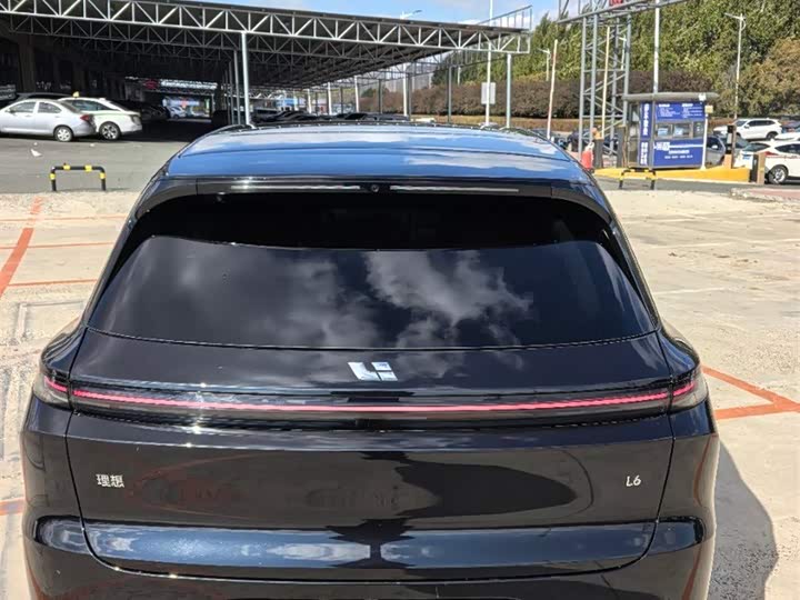 Фото 7 - LiXiang L6