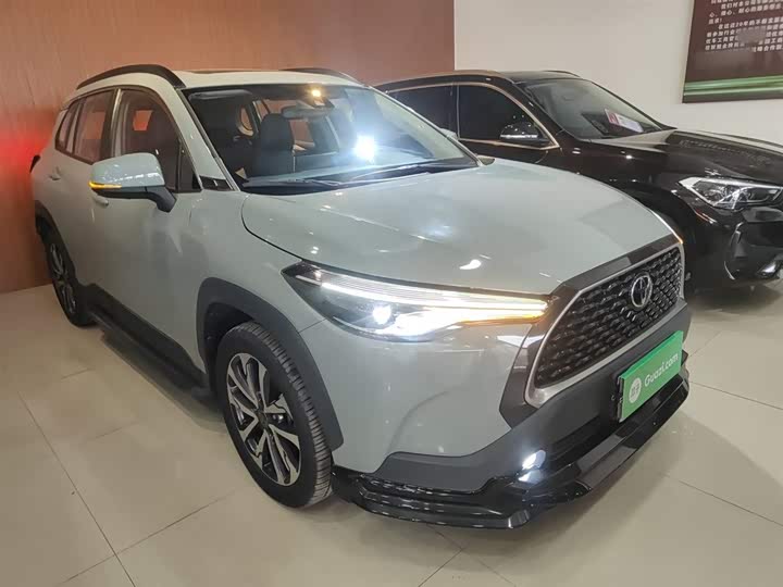 Фото 4 - Toyota Corolla Cross