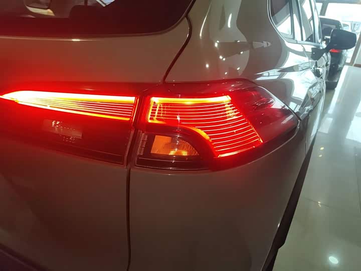 Фото 8 - Toyota Corolla Cross