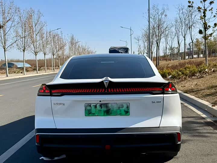 Фото 8 - Changan Deepal SL03