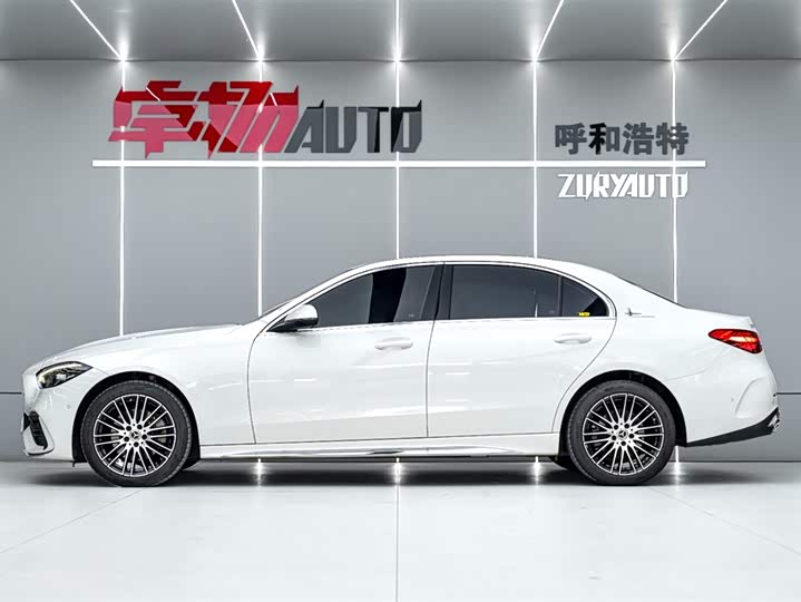 Фото 4 - Mercedes-Benz C-Class