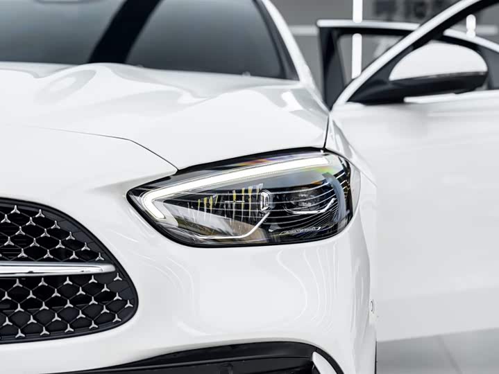 Фото 8 - Mercedes-Benz C-Class