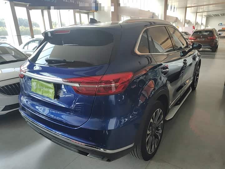 Фото 7 - Hongqi HS5