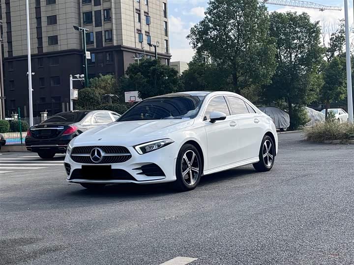 Фото 1 - Mercedes-Benz A-Class