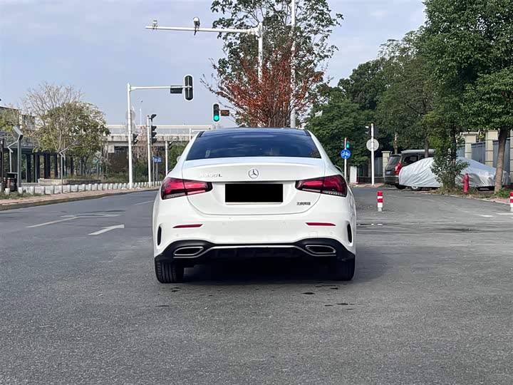 Фото 4 - Mercedes-Benz A-Class