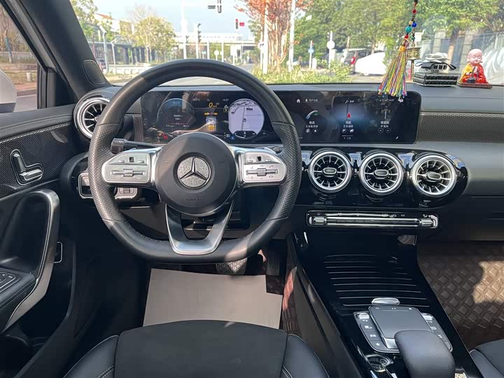 Фото 7 - Mercedes-Benz A-Class