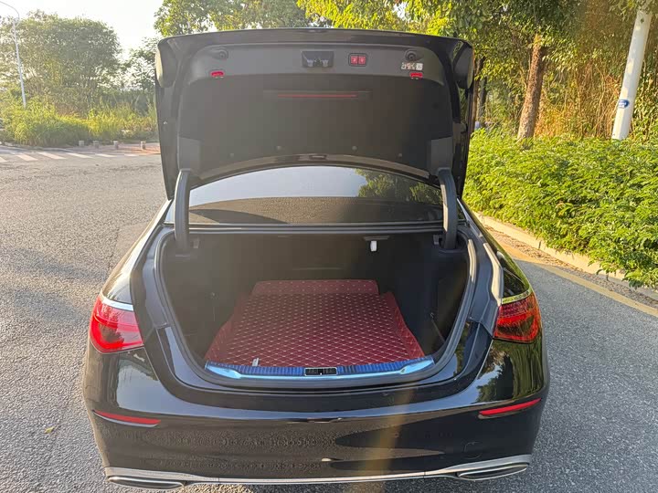 Фото 3 - Mercedes-Benz S-Class