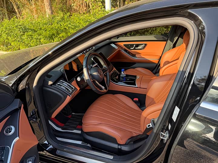 Фото 5 - Mercedes-Benz S-Class