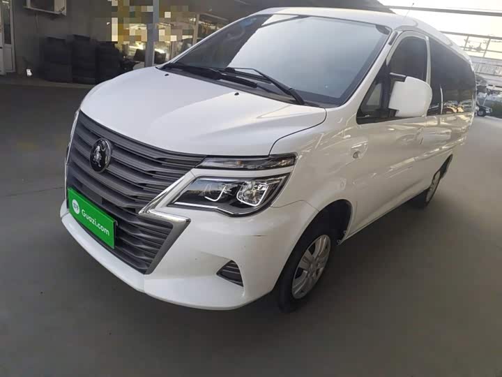 Фото 1 - Dongfeng Forthing Lingzhi M5