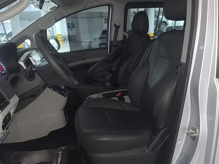 Фото 7 - JAC Refine M4